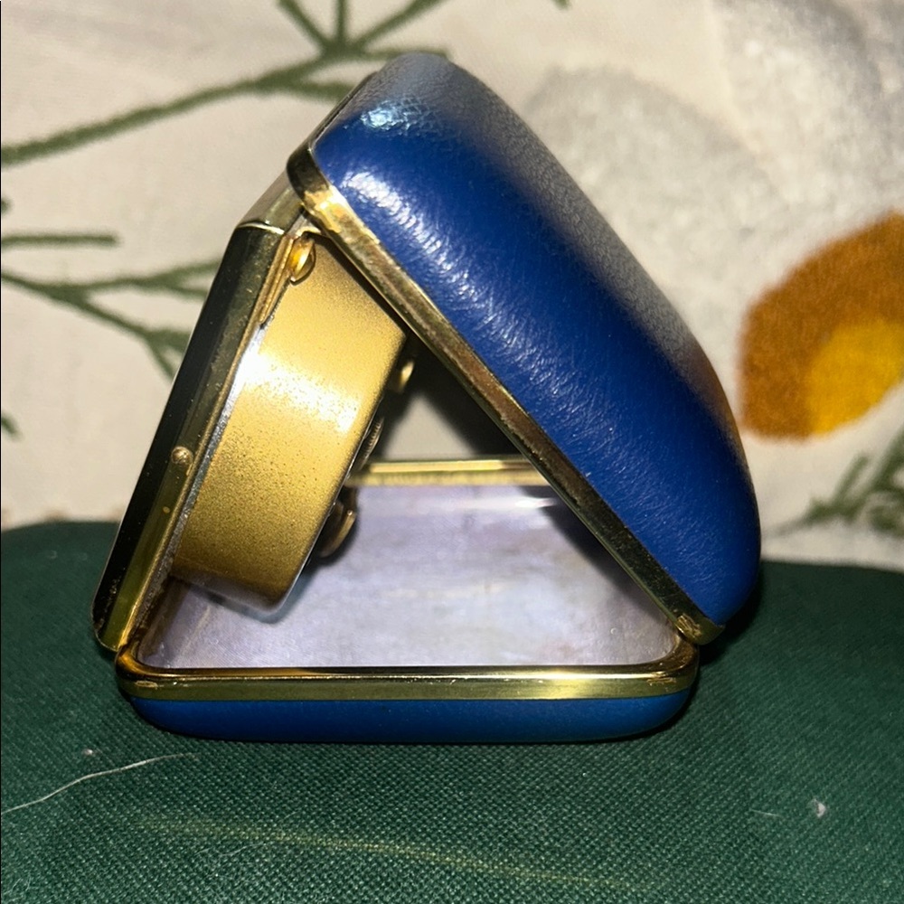 Vintage Travel Winding Alarm Clock with Gold Accents - Picture 3 of 9